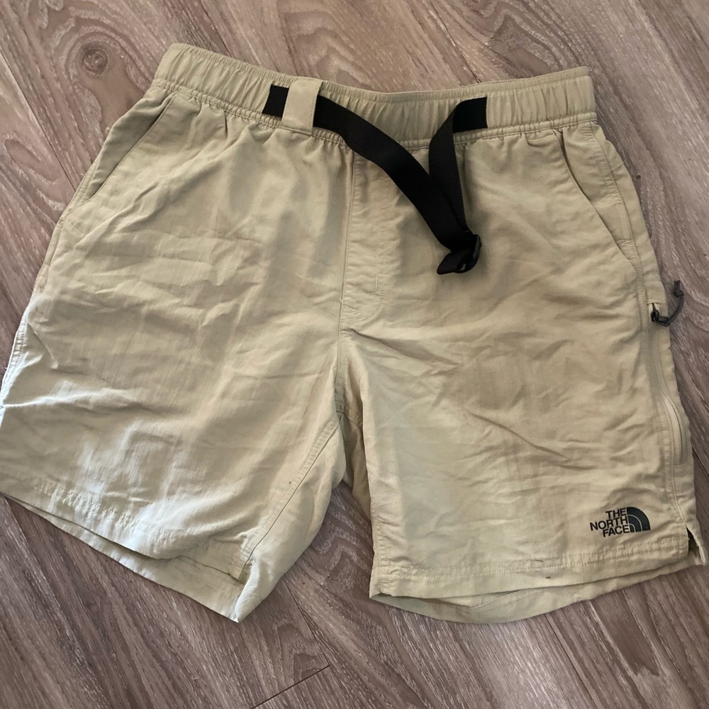 The North Face flash dry shorts Medium